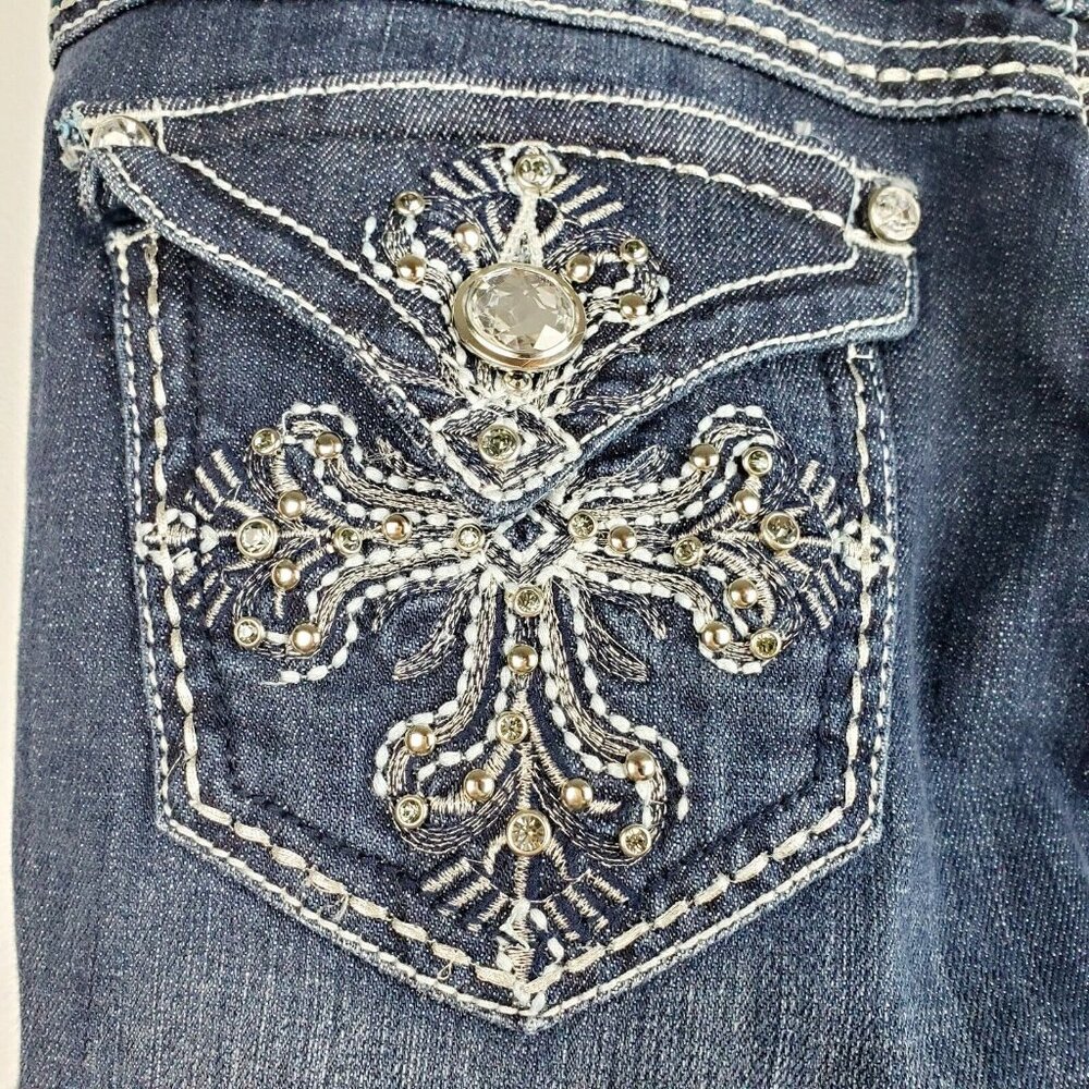Grace in LA Women Bootcut Jeans Mid Rise Bold Cross Stretch Med Blue 30/34 NWT - Picture 4 of 10